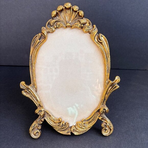 Vintage Gold Tone Picture Frame Metal Oval Scrolls Victorian Art Nouveau Style - Picture 1 of 6